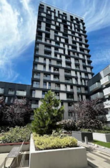 Residence Garden Tower - Zimni Zahrada Praha Bagian luar foto